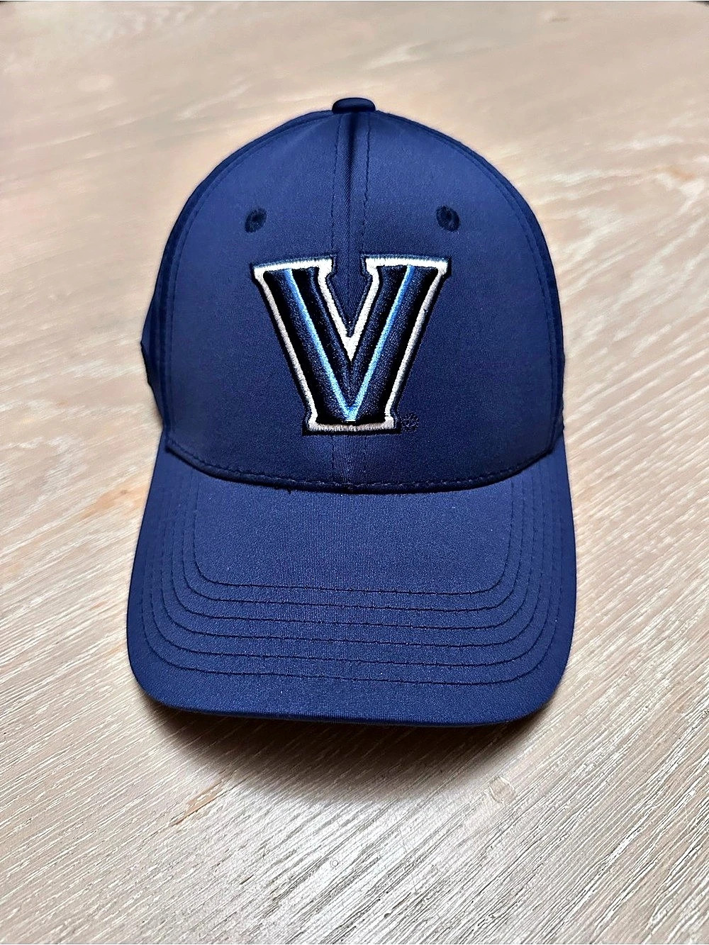 Warner Bros. Wildcats. Baseball Cap in Blue Like New